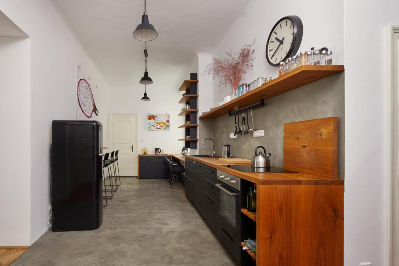 Apartament Artsy Flat Near Wenceslas Square By Days